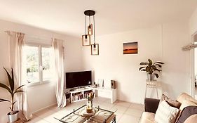 Grand appartement 3 chambres, 7 à 9 personnes, a 300M de la plage